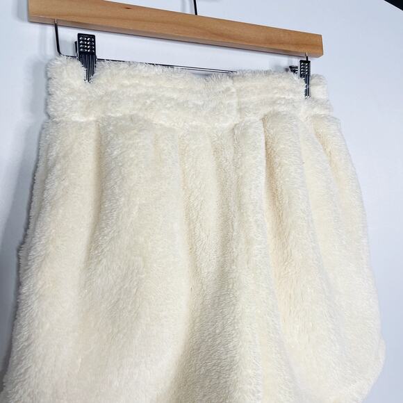 Apparis XXS/ XS Cream Teddy Sherling Sherpa Pull On Shorts Lounge Cozy Casual - Picture 5 of 8